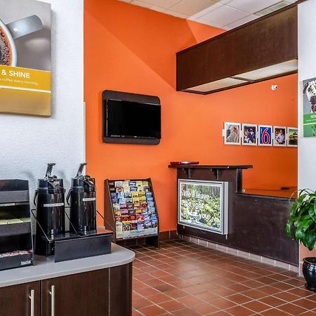 Motel 6 Oakdale, Ca エクステリア 写真