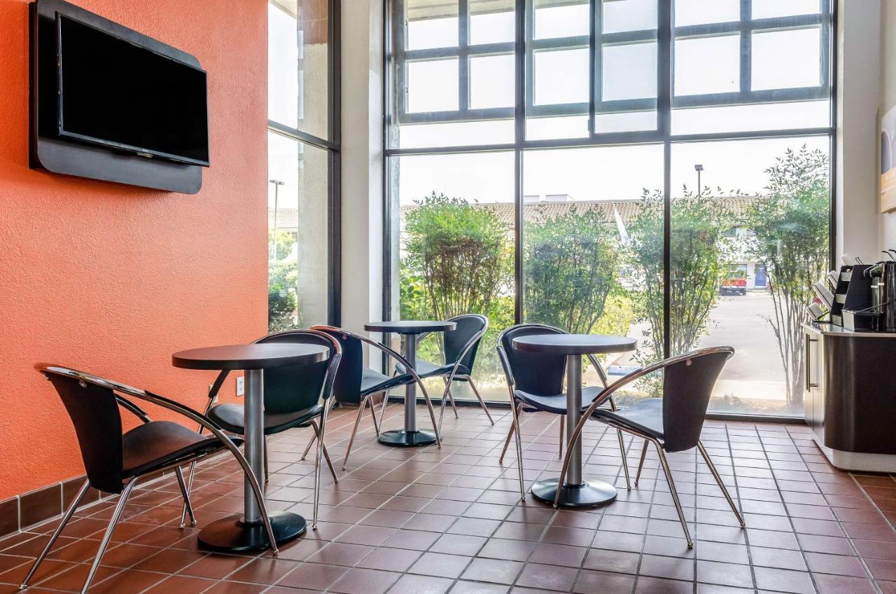 Motel 6 Oakdale, Ca エクステリア 写真