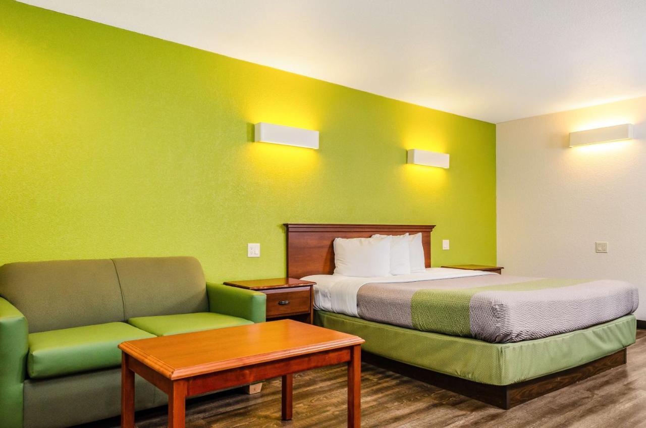 Motel 6 Oakdale, Ca エクステリア 写真