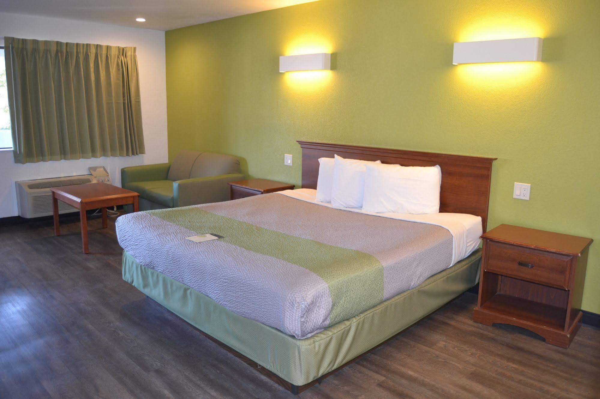 Motel 6 Oakdale, Ca エクステリア 写真
